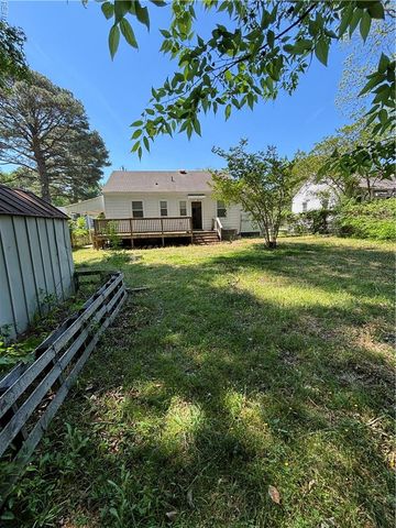 66 Cavalier RD, Hampton, VA 23669