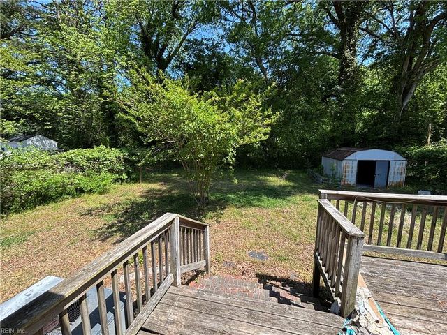 66 Cavalier RD, Hampton, VA 23669