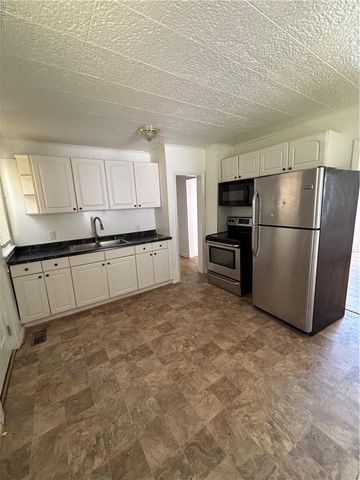 66 Cavalier RD, Hampton, VA 23669
