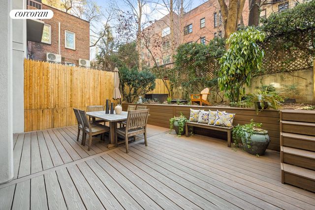 344 W 23RD Street GLE, New York City, NY 10011