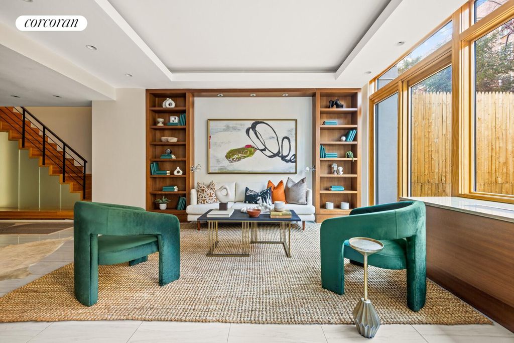 344 W 23RD Street GLE, New York City, NY 10011