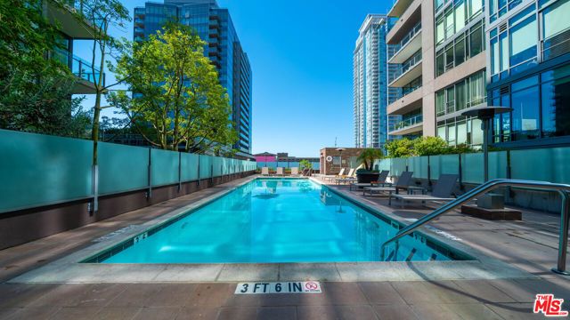 1111 S Grand Avenue 605, Los Angeles, CA 90015