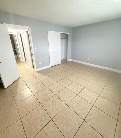5325 CURRY FORD ROAD G202, Orlando, FL 32812