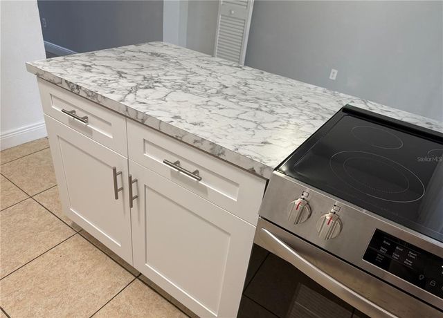 5325 CURRY FORD ROAD G202, Orlando, FL 32812