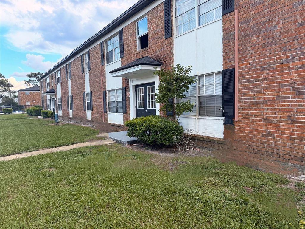 5325 CURRY FORD ROAD G202, Orlando, FL 32812