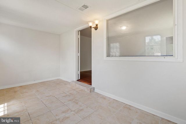 132 EVANS ST, Manassas Park, VA 20111