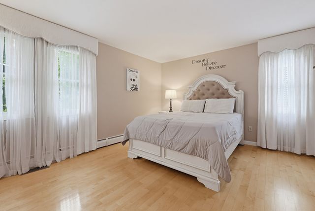 11 Weatherstone Dr 11, Worcester, MA 01604