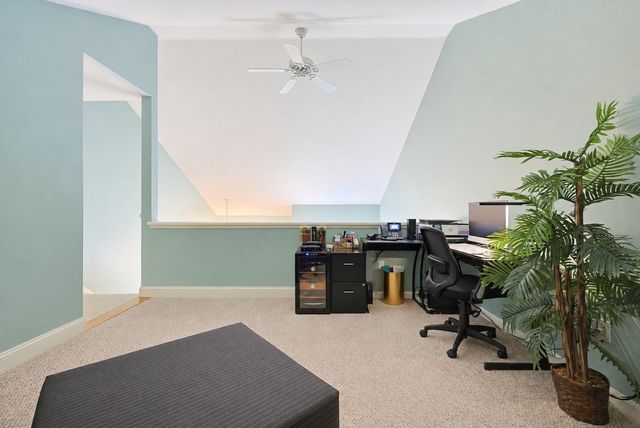 11 Weatherstone Dr 11, Worcester, MA 01604