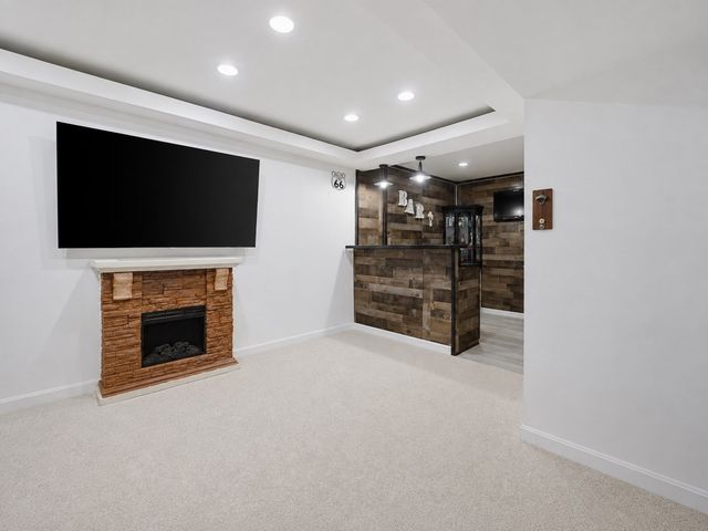 11 Weatherstone Dr 11, Worcester, MA 01604