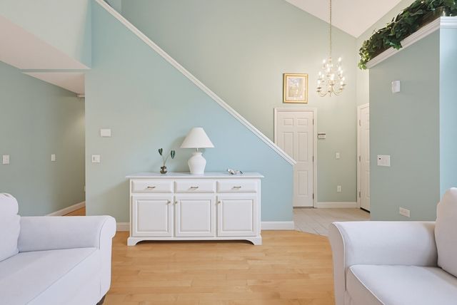 11 Weatherstone Dr 11, Worcester, MA 01604