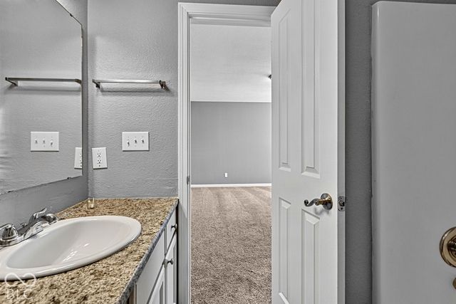 6705 Thistleridge Court, Indianapolis, IN 46221