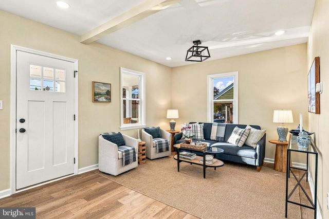 44 LINCOLN AVE, Mount Ephraim, NJ 08059