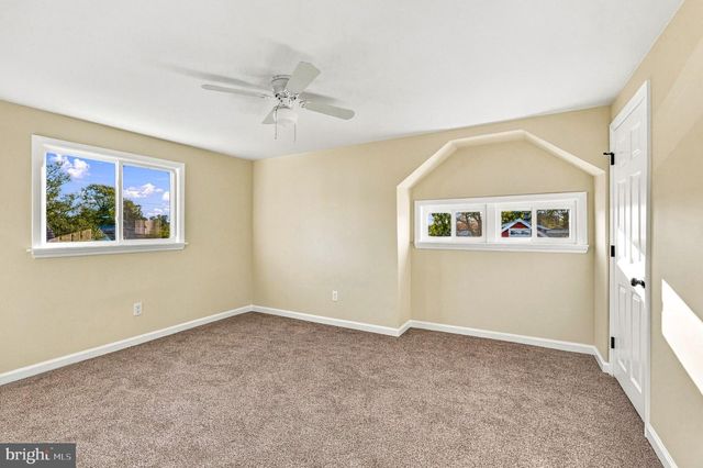 44 LINCOLN AVE, Mount Ephraim, NJ 08059