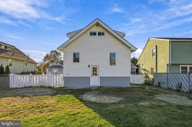 44 LINCOLN AVE, Mount Ephraim, NJ 08059
