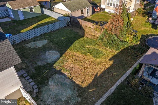 44 LINCOLN AVE, Mount Ephraim, NJ 08059