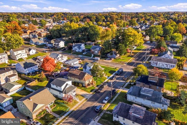 44 LINCOLN AVE, Mount Ephraim, NJ 08059