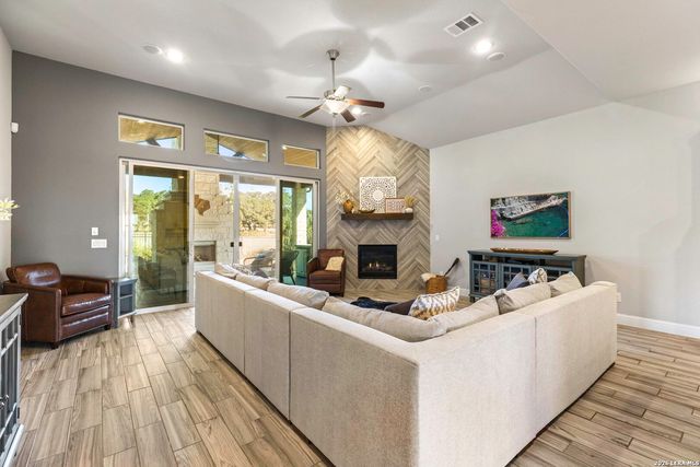 103 Palisades, Boerne, TX 78006