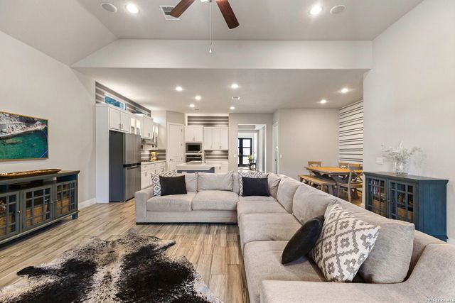 103 Palisades, Boerne, TX 78006