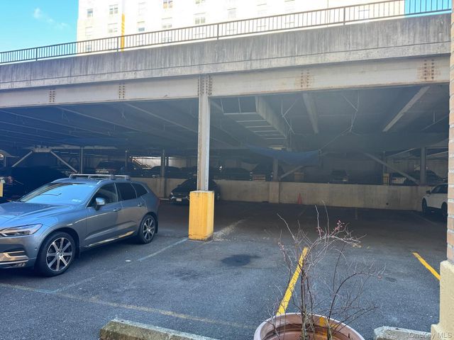 27 Ludlow Street 5F, Yonkers, NY 10705