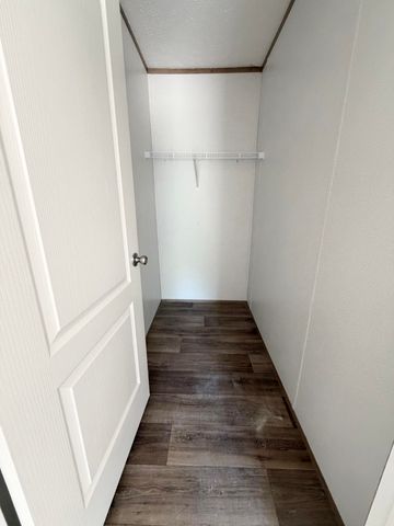 185 Fennel Lane, Round O, SC 29474
