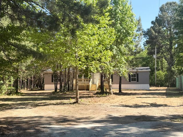 185 Fennel Lane, Round O, SC 29474