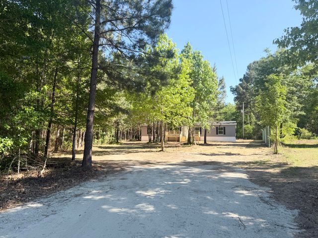185 Fennel Lane, Round O, SC 29474