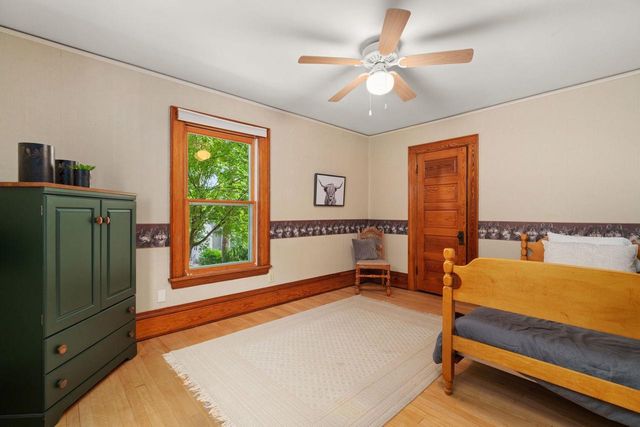 1713 Adams Street, Madison, WI 53711