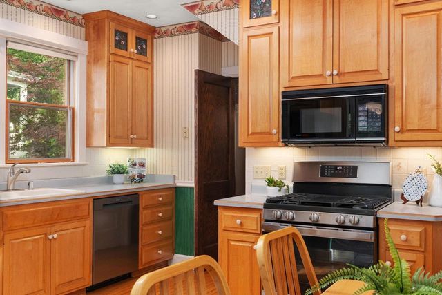 1713 Adams Street, Madison, WI 53711