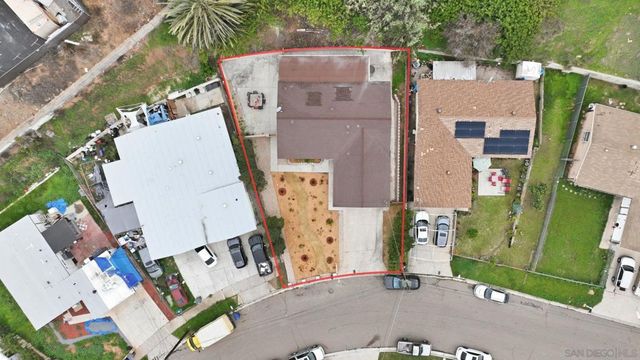 8644 Eileen St., Spring Valley, CA 91977