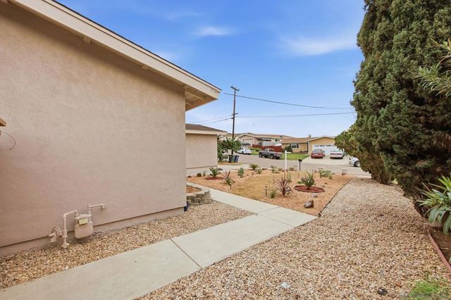 8644 Eileen St., Spring Valley, CA 91977