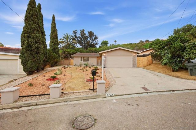 8644 Eileen St., Spring Valley, CA 91977