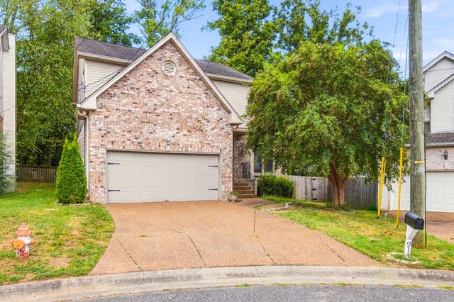 913 Magnolia Ct, W, Nashville, TN 37221