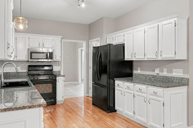 913 Magnolia Ct, W, Nashville, TN 37221