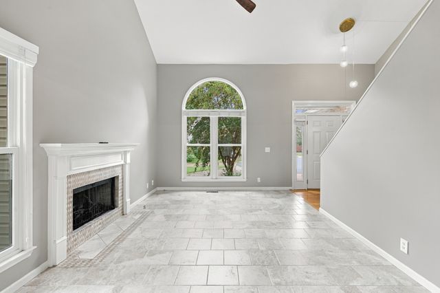 913 Magnolia Ct, W, Nashville, TN 37221