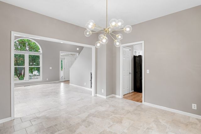 913 Magnolia Ct, W, Nashville, TN 37221