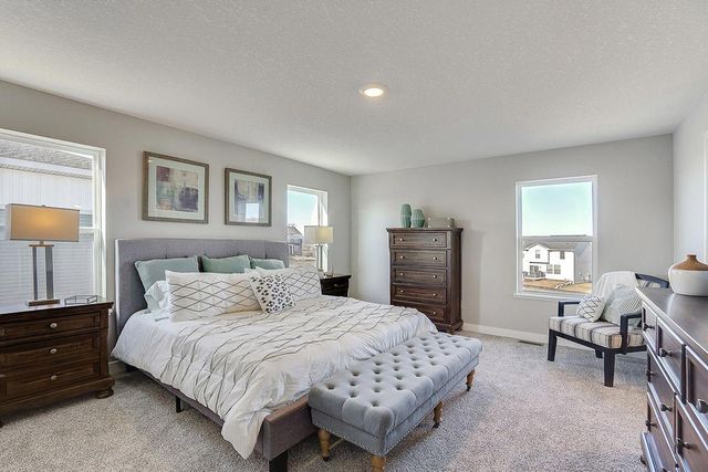 6240 Jennifer Avenue S, Cottage Grove, MN 55016