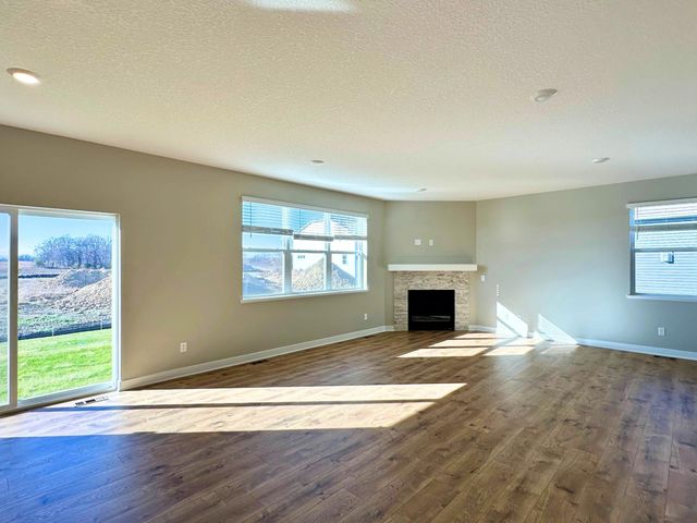 6240 Jennifer Avenue S, Cottage Grove, MN 55016