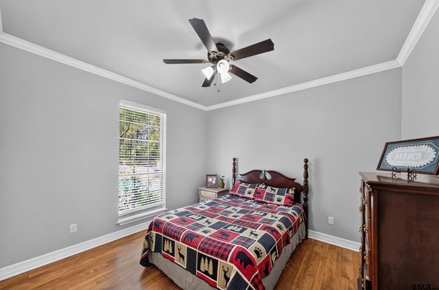 20402 Ashley Cir, Troup, TX 75789