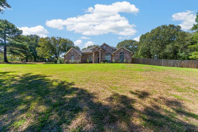20402 Ashley Cir, Troup, TX 75789