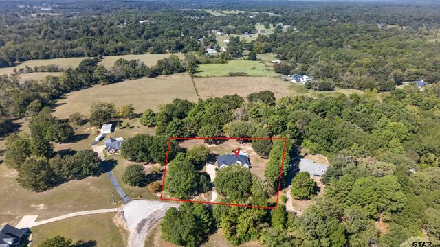 20402 Ashley Cir, Troup, TX 75789
