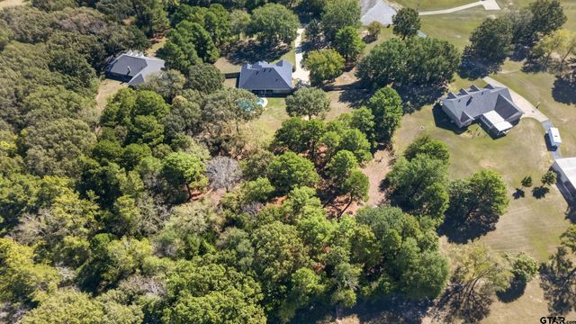 20402 Ashley Cir, Troup, TX 75789