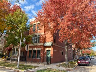 1300 W GRENSHAW Street B, Chicago, IL 60607