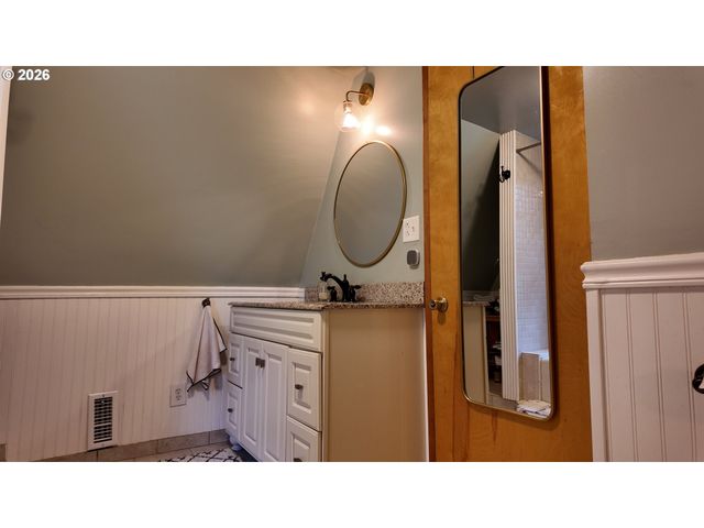 26022 S ELWOOD Rd, Colton, OR 97017