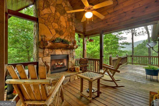95 Oak Cliff Lane, Morganton, GA 30560