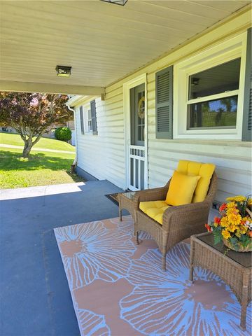 84 Crossridge Rd, Fallowfield Twp, PA 15022