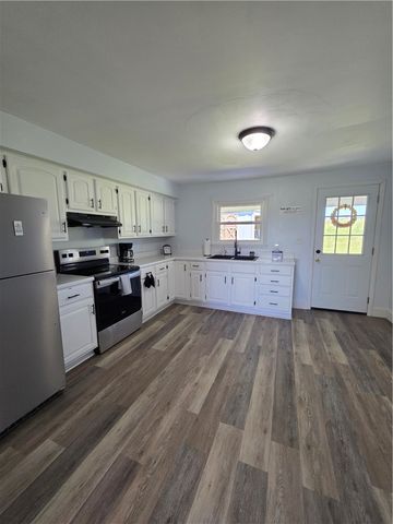 84 Crossridge Rd, Fallowfield Twp, PA 15022