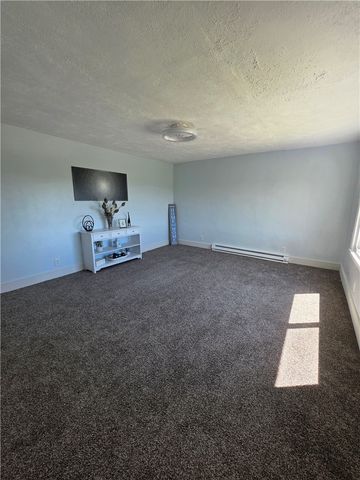 84 Crossridge Rd, Fallowfield Twp, PA 15022