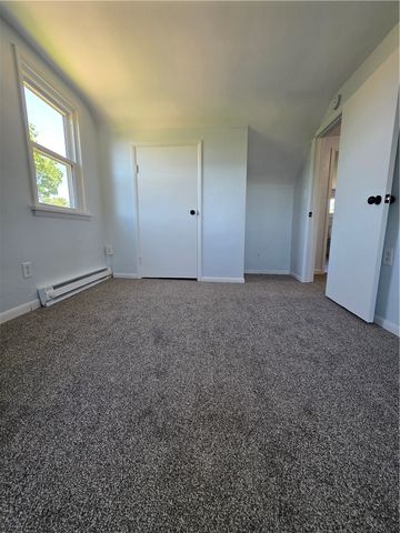 84 Crossridge Rd, Fallowfield Twp, PA 15022