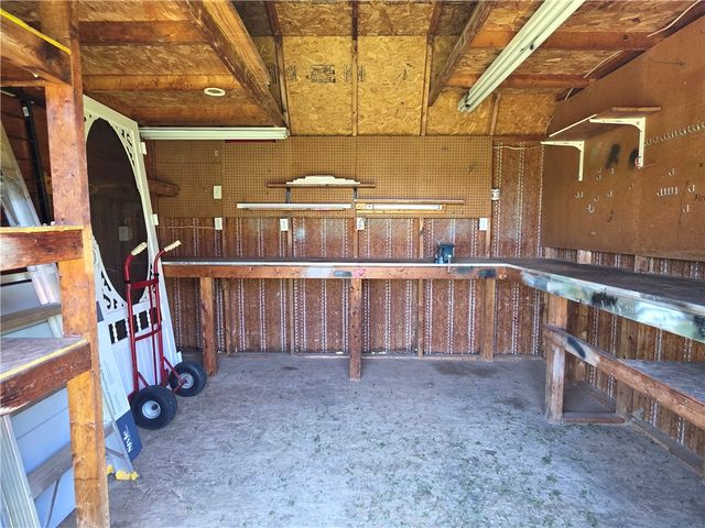 84 Crossridge Rd, Fallowfield Twp, PA 15022