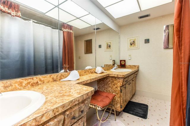 1950 SANDPIPER DRIVE, Palm Harbor, FL 34683